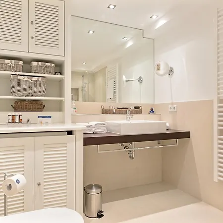 Landhaus Berthin Bleeg Beachhouse Apartament *